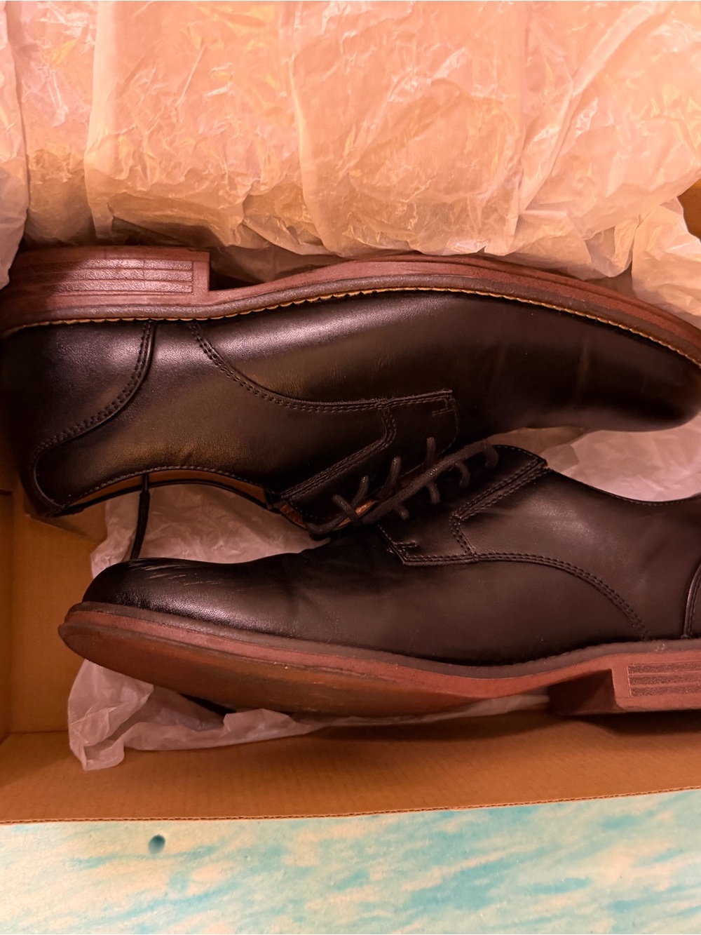 Dockers Black Leather Oxford Dress Shoes with Brown Sole Trim